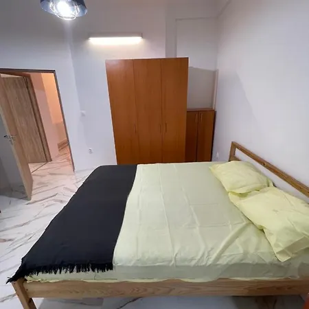 3 In The Center Of Apartment *