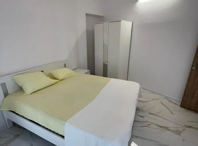 3 In The Center Of Appartement *